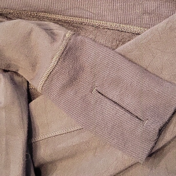 Athleta Pranayama Wrap - Picture 5 of 5